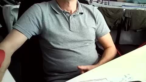 Tom online show from January 2025 01:00:02 PM