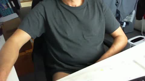 Tom online show from December 2025 10:09:02 AM