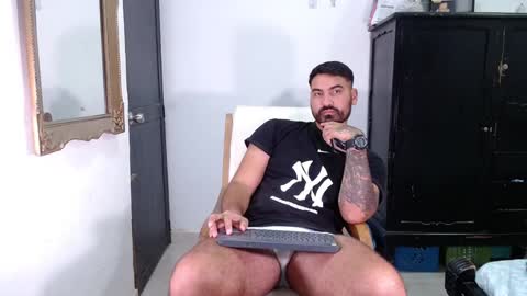 Snapshot of tomy_johnson2 chatting on January 2025 12:33:01 AM Tomas jhonson online show from January 2025 12:33:01 AM