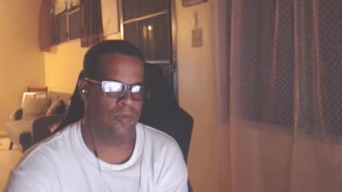 Antonio online show from September 2025 01:49:01 AM