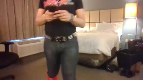 Snapshot of tonistormcd chatting on April 2026 06:04:02 PM Toni Storm online show from April 2026 06:04:02 PM