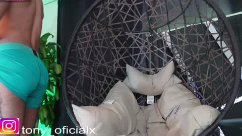 Snapshot of tony_newmen chatting on January 2025 03:23:02 AM tony online show from January 2025 03:23:02 AM