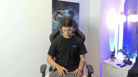 tony_petrov online show from November 2025 09:55:02 AM