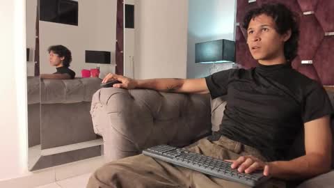 Snapshot of tonybenedetti chatting on January 2026 08:01:01 PM Tony Benedetti online show from January 2026 08:01:01 PM