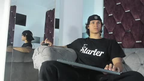 Tony Benedetti online show from April 2026 09:01:01 PM