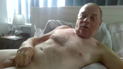 tonygibbson62 online show from July 2026 01:47:01 PM