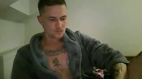 Snapshot of tonystrawberry chatting on July 2026 10:47:02 PM tonystrawberry online show from July 2026 10:47:02 PM