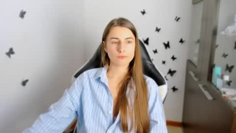 Snapshot of tooboringgirl chatting on October 2025 02:25:02 PM Alisson online show from October 2025 02:25:02 PM