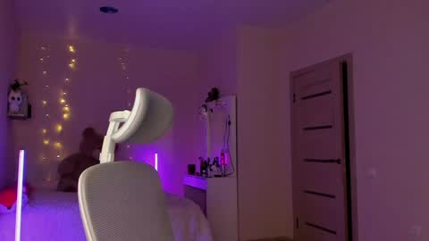 toohornyserj online show from December 2024 09:20:02 PM