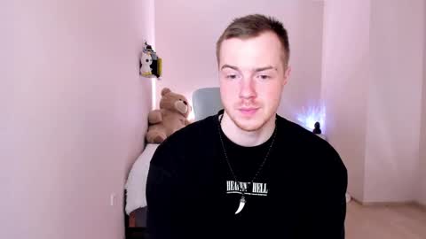 toohornyserj online show from February 2025 12:37:01 AM