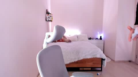 toohornyserj online show from February 2025 12:09:01 AM