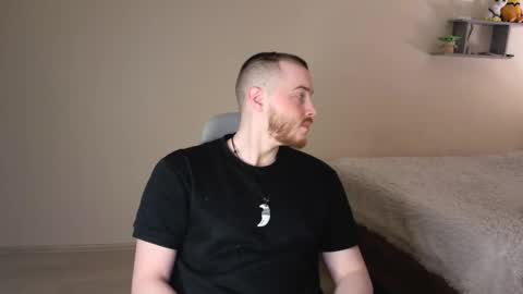 toohornyserj online show from March 2026 08:01:01 PM