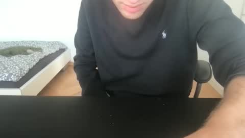 Snapshot of toohottobetrue21 chatting on September 2025 03:06:01 PM Max online show from September 2025 03:06:01 PM