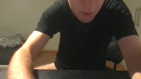 Snapshot of toohottobetrue21 chatting on October 2025 05:04:01 AM Max online show from October 2025 05:04:01 AM