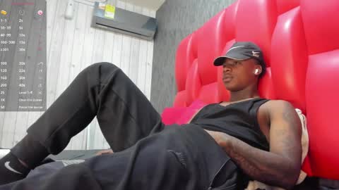 Snapshot of toower_ chatting on May 2026 04:41:01 AM T O W E R online show from May 2026 04:41:01 AM