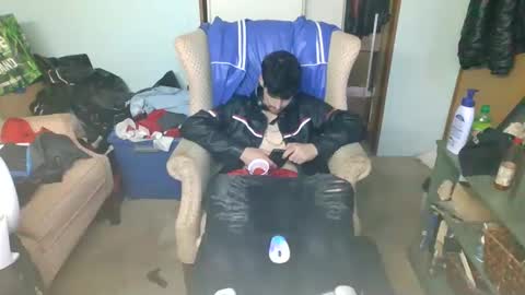 SagMeOreduceMe online show from November 2025 05:52:01 AM