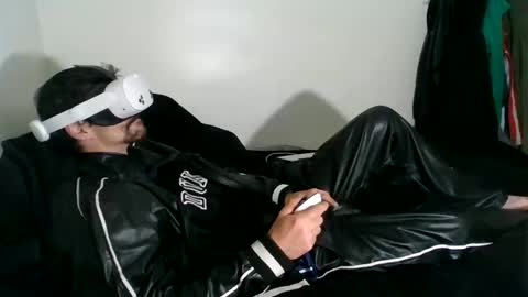 Snapshot of topdogintraining93 chatting on June 2026 08:04:01 AM SagMeOreduceMe online show from June 2026 08:04:01 AM