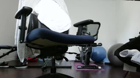 Snapshot of topfloortemptress chatting on October 2025 03:30:01 PM Top Floor Temptress online show from October 2025 03:30:01 PM