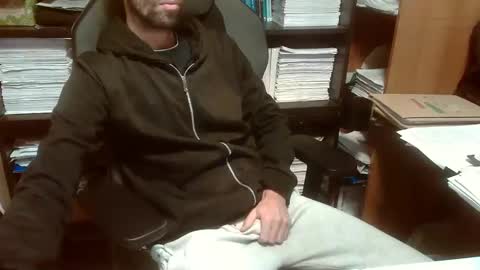 Topg84 online show from October 2025 11:09:01 AM