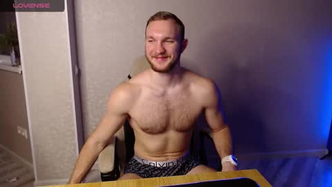 Glebaty online show from March 2025 08:57:01 PM