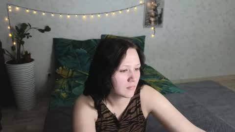 Snapshot of tori_sweet_tori chatting on June 2026 01:28:02 AM Tori online show from June 2026 01:28:02 AM