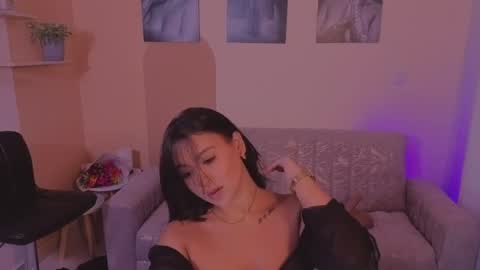 Tori Cross online show from April 2026 12:43:01 PM