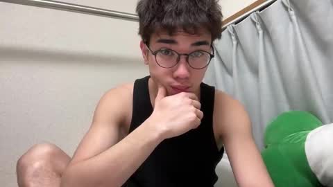 Snapshot of toshikaro0 chatting on March 2025 03:49:01 PM Karo online show from March 2025 03:49:01 PM