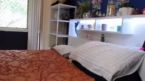 Snapshot of total_aussie_milfs chatting on February 2026 11:03:02 PM Milly online show from February 2026 11:03:02 PM