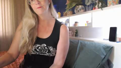Milly online show from May 2026 11:22:02 PM
