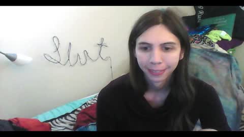 Luna online show from December 2025 02:05:01 AM