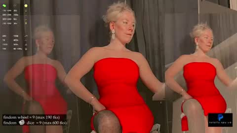 Snapshot of totally_spy chatting on June 2026 03:01:02 PM Madam Viktoria Vacation in Portugal 2811 - 0412 online show from June 2026 03:01:02 PM
