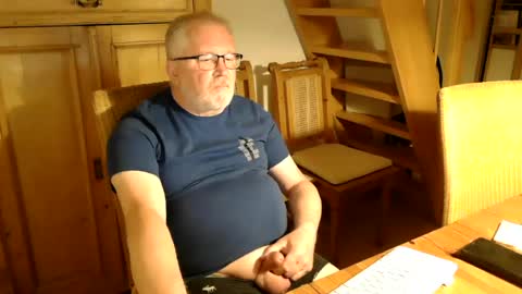 Snapshot of toto758 chatting on July 2026 08:35:01 PM toto758 online show from July 2026 08:35:01 PM