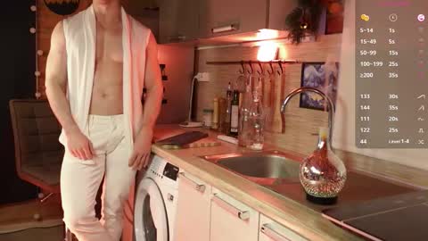 Snapshot of touch_of_eros chatting on February 2026 01:22:01 PM Paul online show from February 2026 01:22:01 PM