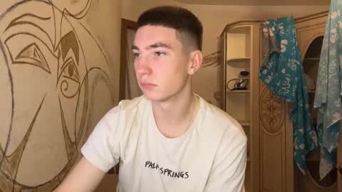 Max online show from November 2025 07:10:01 PM