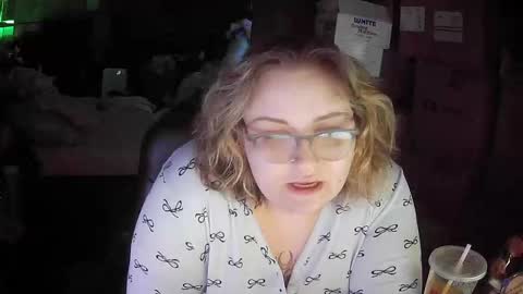 toxicsamarha online show from November 2025 12:03:01 PM