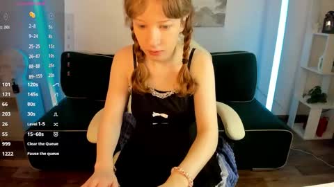 tracy_aww online show from March 2026 08:50:01 AM