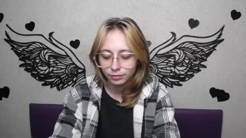 TracyLeeBB online show from November 2025 01:11:01 PM