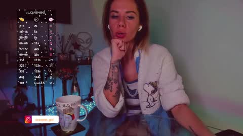 Hey my name is Kiri Kiri online show from January 2025 08:51:02 PM