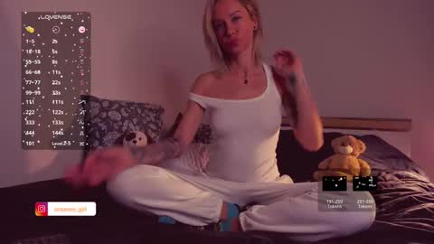 Hey my name is Kiri Kiri online show from March 2025 09:38:01 AM