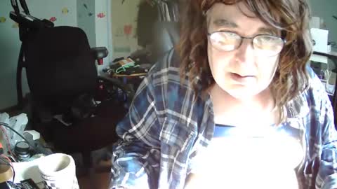 Snapshot of transmtfhello chatting on March 2026 07:08:01 PM Peter online show from March 2026 07:08:01 PM