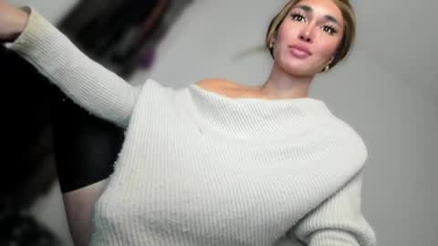 Snapshot of transnextdoor_ chatting on May 2026 11:00:01 PM ALMIGHTY GODDESS VALENTINA online show from May 2026 11:00:01 PM