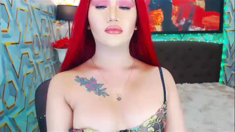 Snapshot of transplayfullolivia chatting on December 2024 08:26:02 PM KYLIE BELLA TS online show from December 2024 08:26:02 PM