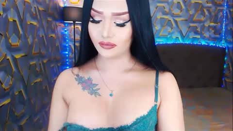 Snapshot of transplayfullolivia chatting on January 2025 02:23:01 AM KYLIE BELLA TS online show from January 2025 02:23:01 AM