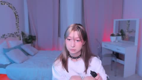 Snapshot of trapsaintgirl chatting on January 2025 01:49:02 PM Nyuta Hartmann online show from January 2025 01:49:02 PM