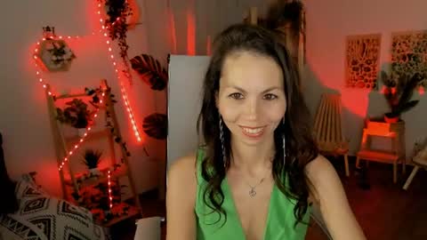 Snapshot of trasymorris chatting on June 2026 05:56:02 PM Tracy online show from June 2026 05:56:02 PM