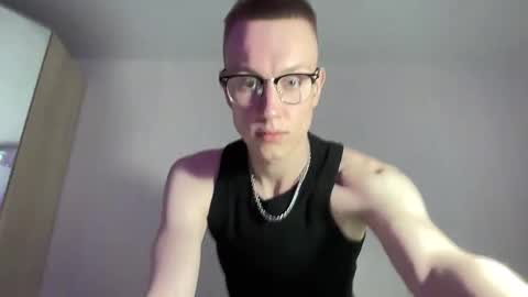 Travis online show from April 2026 09:21:02 AM