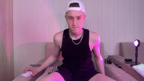 Travis online show from April 2026 09:15:01 AM