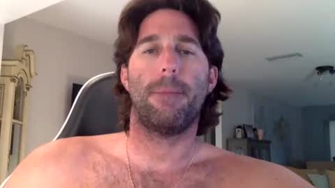 TravisKenn online show from February 2026 12:38:02 PM