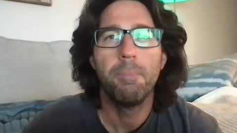 Snapshot of traviskenn chatting on May 2026 11:28:01 AM TravisKenn online show from May 2026 11:28:01 AM