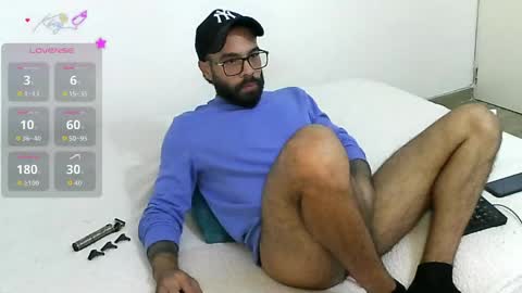 Hunter man online show from April 2026 11:08:02 PM